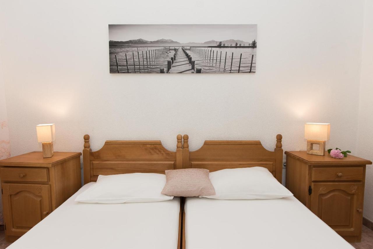 Topic Apartments Водице Екстер'єр фото