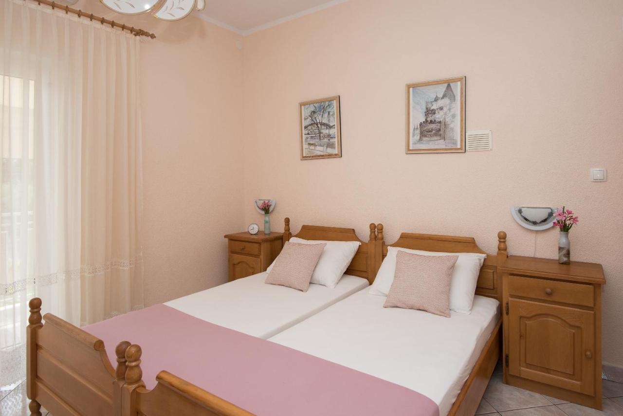 Topic Apartments Водице Екстер'єр фото