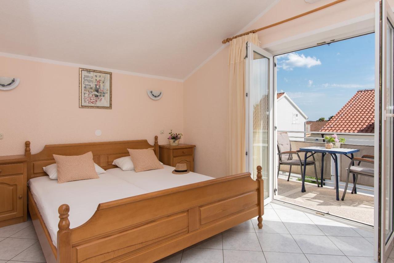 Topic Apartments Водице Екстер'єр фото
