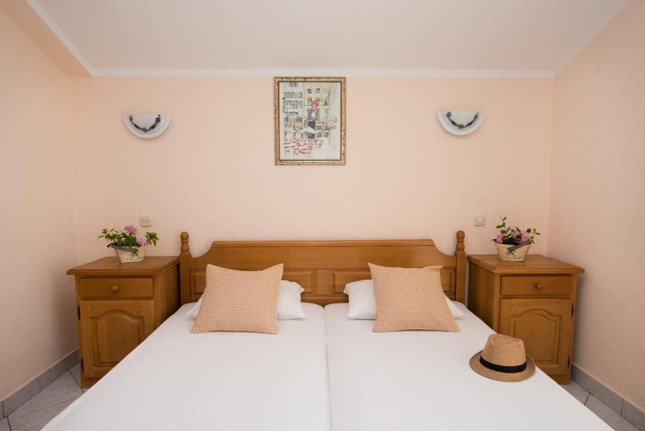 Topic Apartments Водице Екстер'єр фото