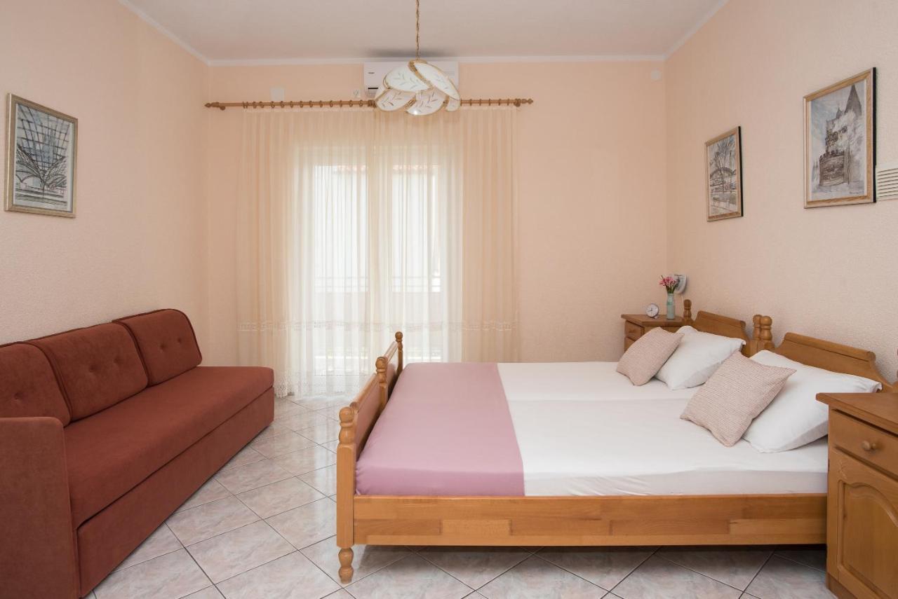 Topic Apartments Водице Екстер'єр фото