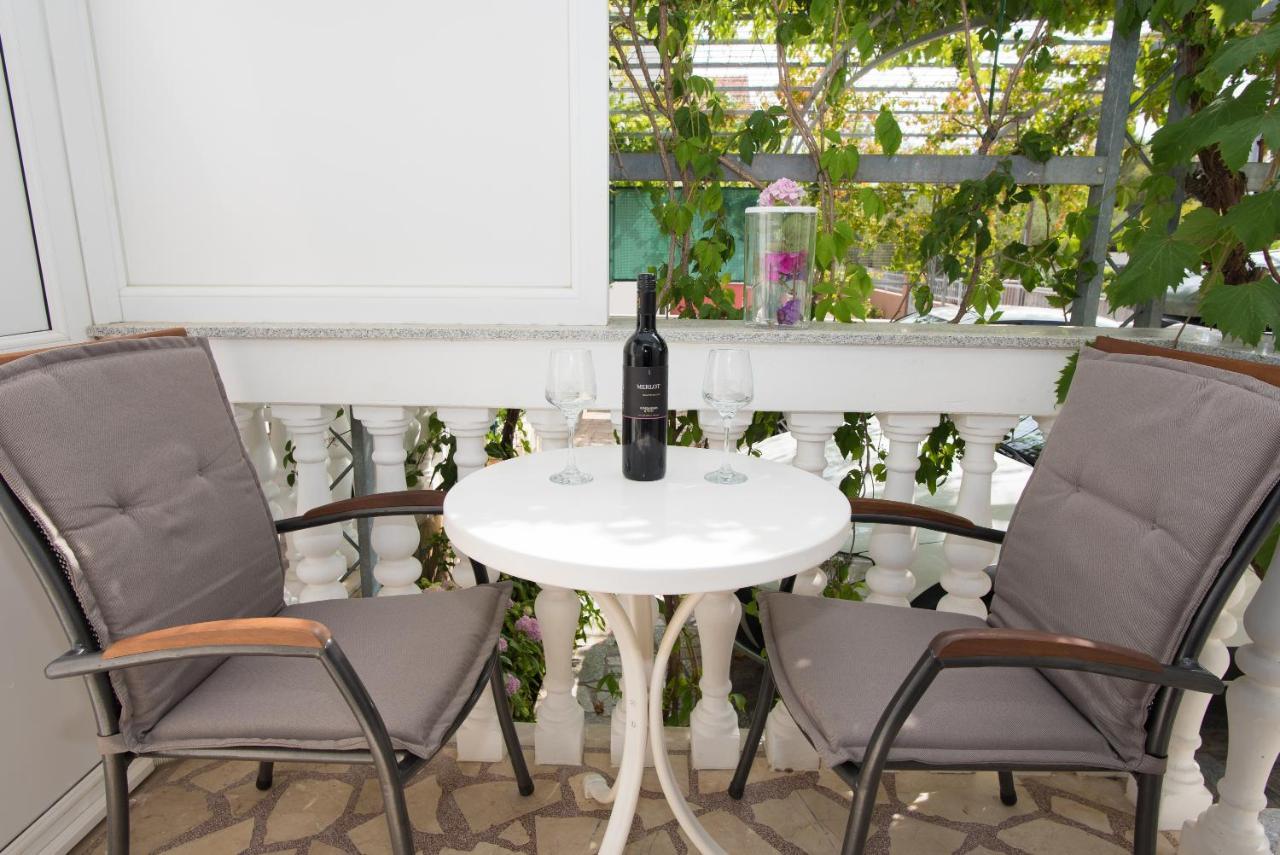 Topic Apartments Водице Екстер'єр фото