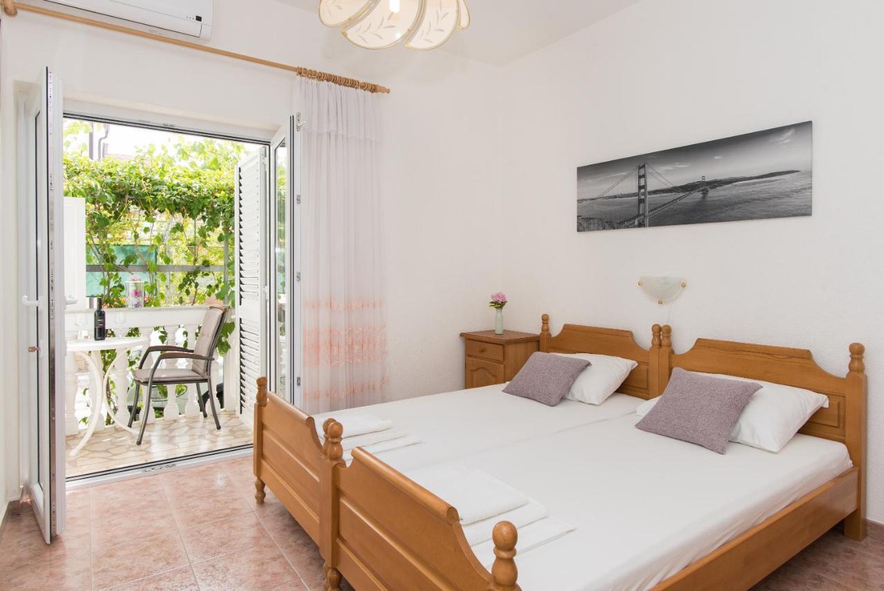 Topic Apartments Водице Екстер'єр фото