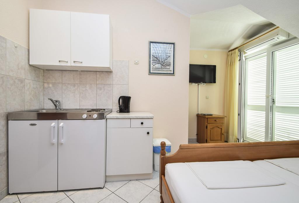Topic Apartments Водице Екстер'єр фото